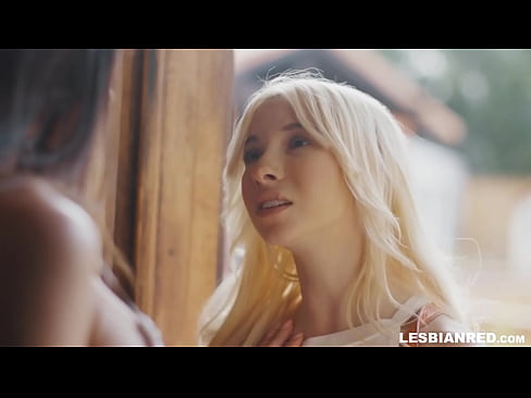 ❤️ Dziewczyna wraca do domu kilka miesięcy później i kończy się na tym, że zjada cipkę macochy Anal porn at us